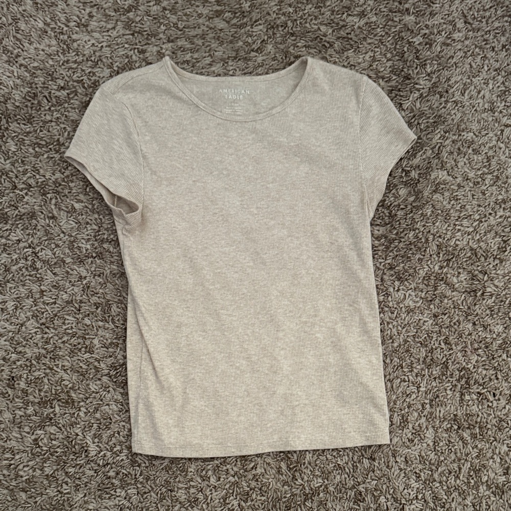 American Eagle Outfitters Tan/Beige Short Sleeve Tee